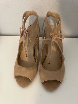 Excellent Condition- Women’s Shoes/ Size 7.5