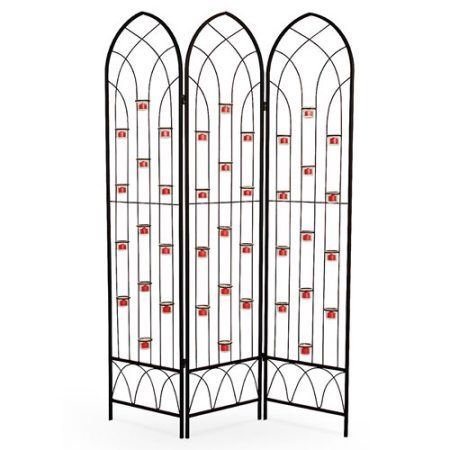 Outdoor 6’ candle screen with 39 votive holders