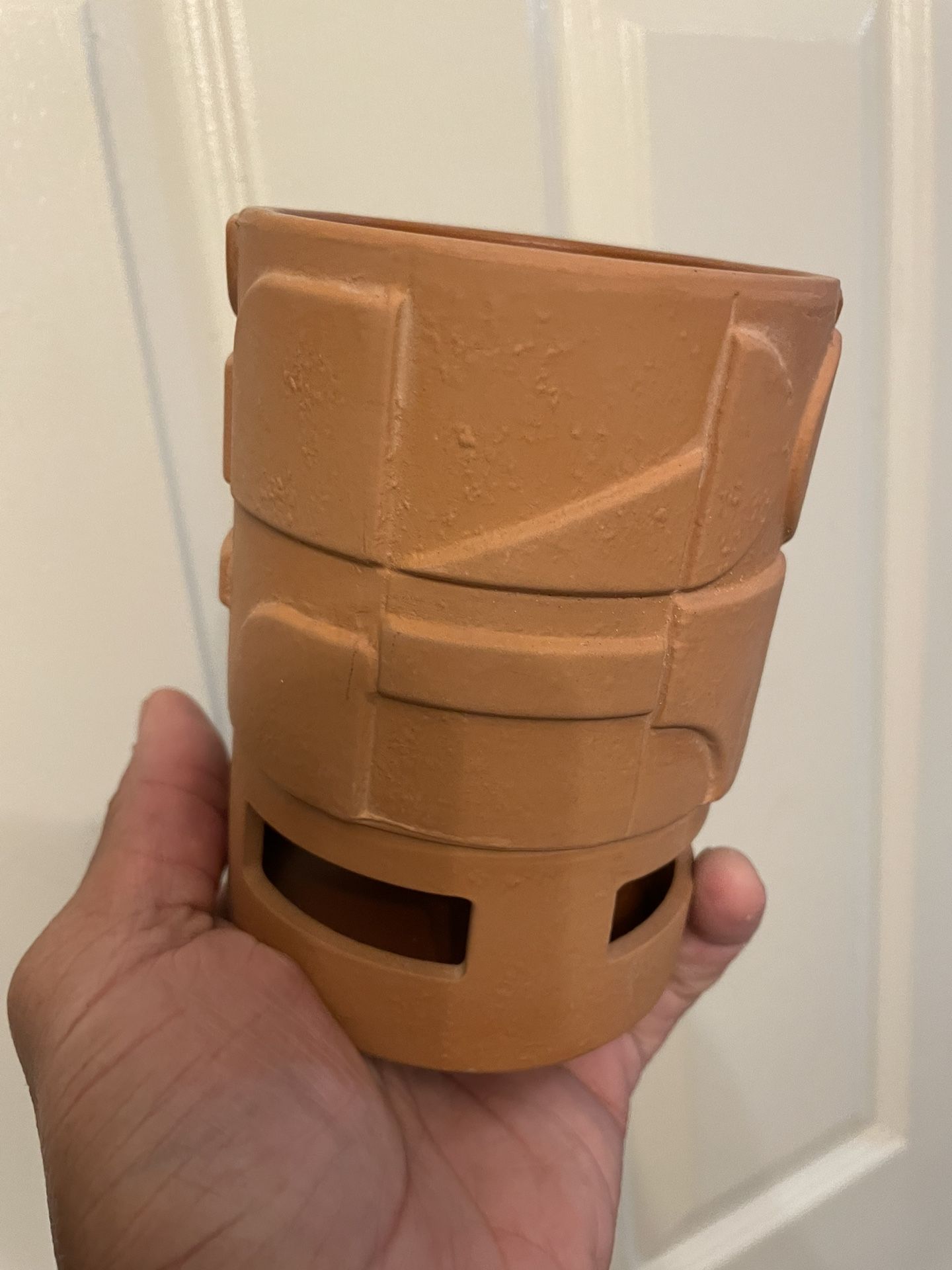 $10 | Hilton Carter Clay Planter| Cache Pot | Drainage Plug | Small