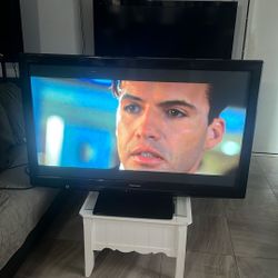 Televisión  55 Pulgadas En. Buenas Condiciones.  $50 