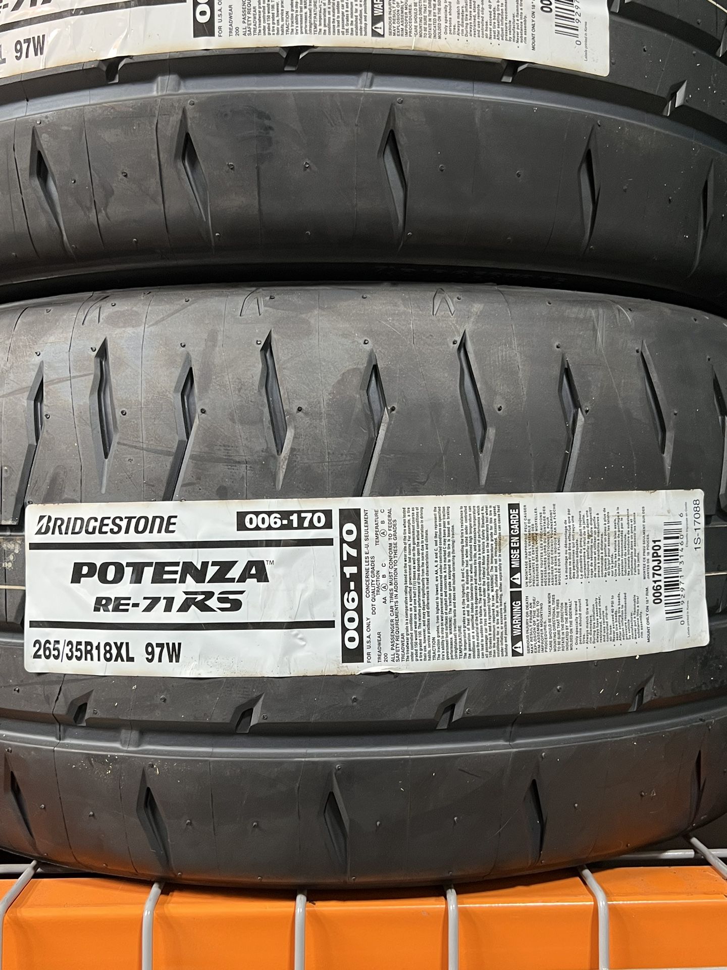 (Set Of Four) 265/35/18 Bridgestone Potenza RE71RS Tires