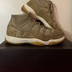 Jordan 11 Size 12 W (10.5M)