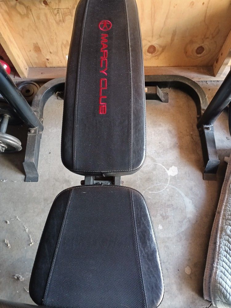 Bench Press,  Preacher Bench Weights Dumbbells Curl Bar 