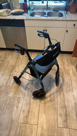 4 wheel Rollator Walker with Seat
