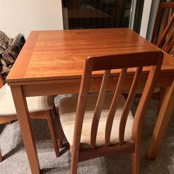 Dining Table (pending Pick Up) 