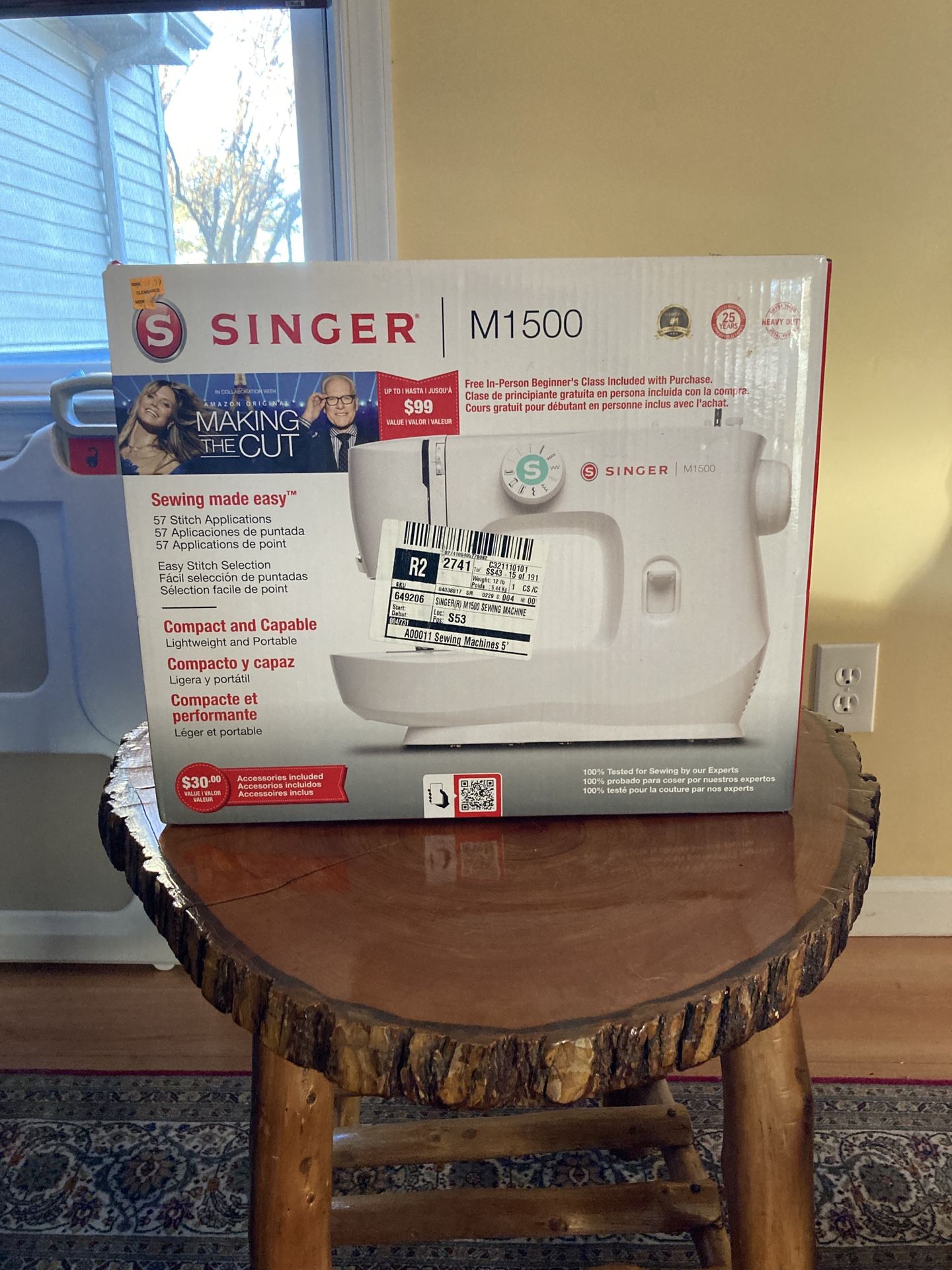 Singer M1500 Sewing Machine, Like New