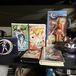 Sailor moon collection bundle as is condition