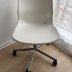 IKEA SNILLE Swivel Desk Chair - White