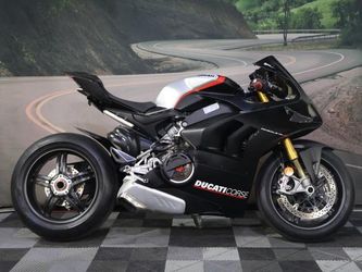 2021 Ducati Panigale V4 Sp Winter Test Livery