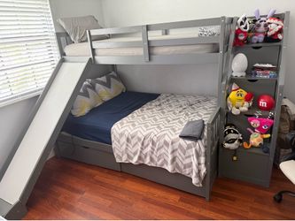 Bunk bed