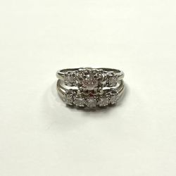 14K white gold diamond ring