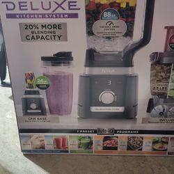 Attachments of Ninja Deluxe Kitchen System 