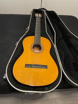 Valencia Acústic Guitar