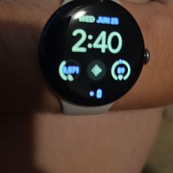 Brand New In Box Google Pizel 3 Watch