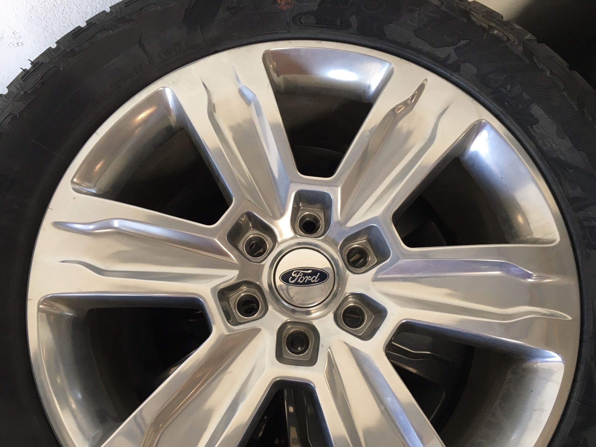 Ford F150 platinum wheels, tires and lugs. 275/55R20 for Sale in Tempe ...
