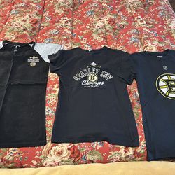 3 Ladies’ Vintage Bruins T-shirts - Size Small