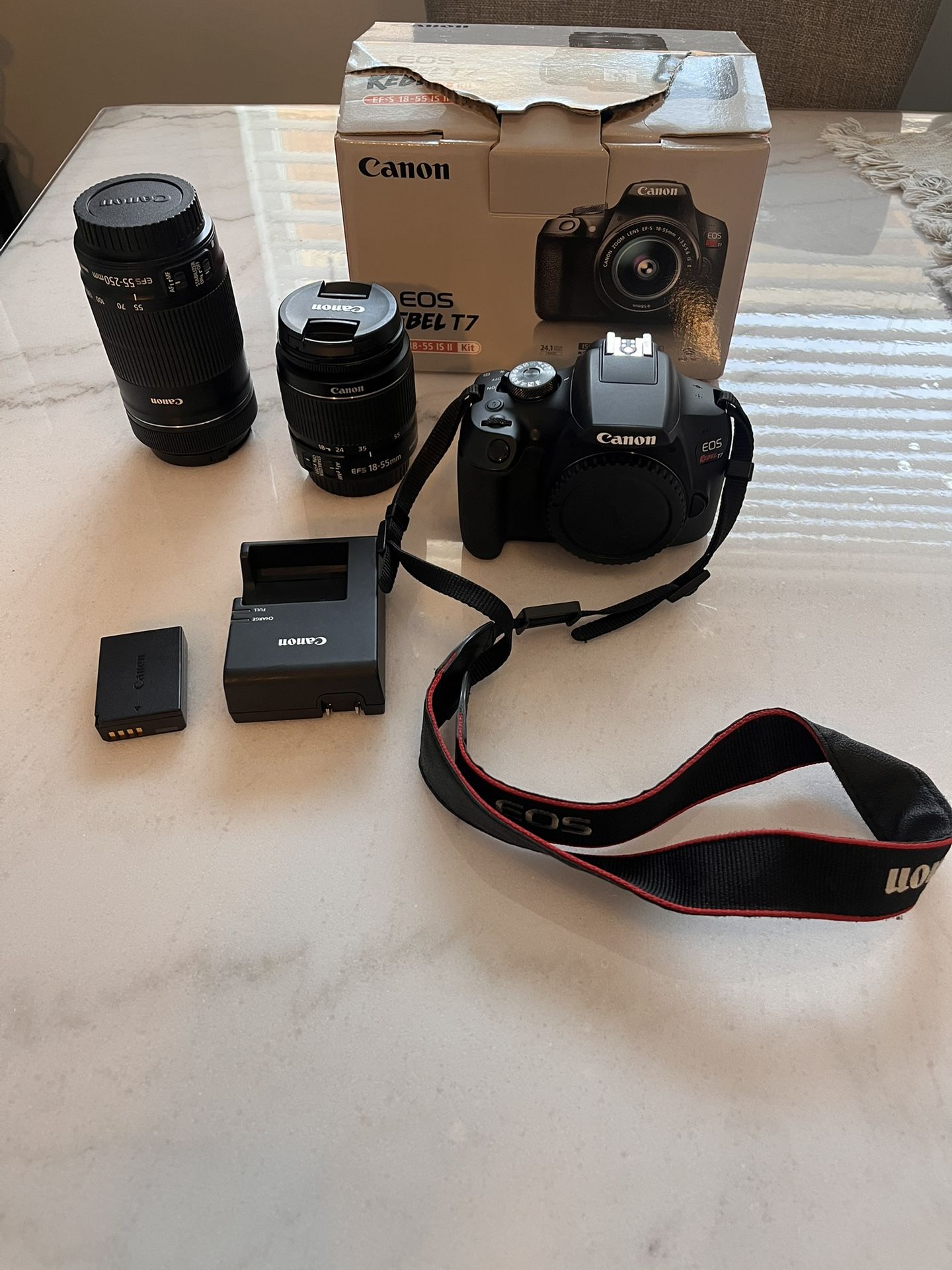 Canon EOS Rebel T7 DSLR