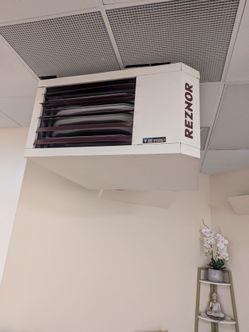 Reznor gas commercial heater