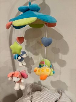 Baby musical crib mobile