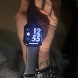 Apple Watch Series 8