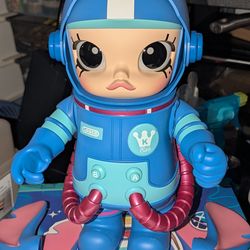 Pop Mart 400% Mega Space Molly