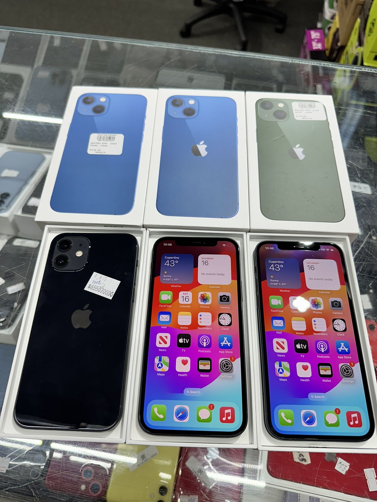 IPHONE SALE 12 64 GB