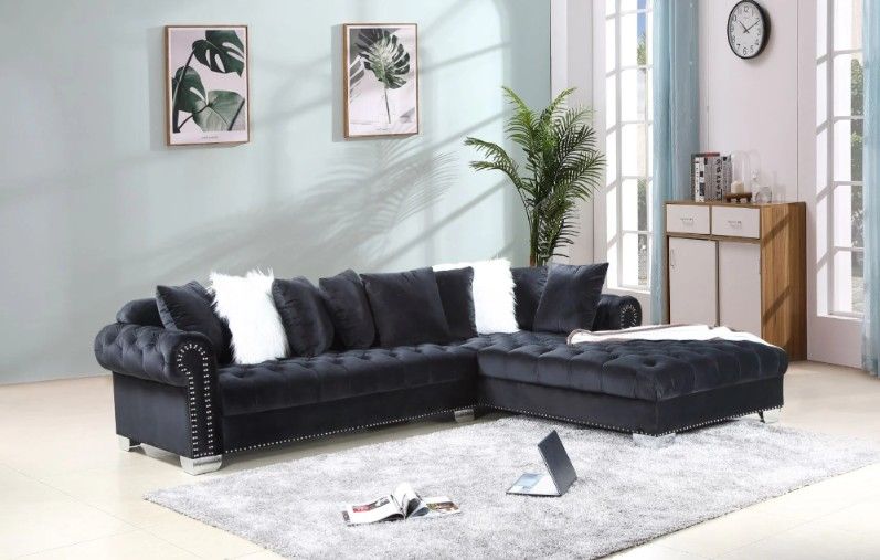 Divine 2PC Black Tufted Velvet Sectional w Pillows