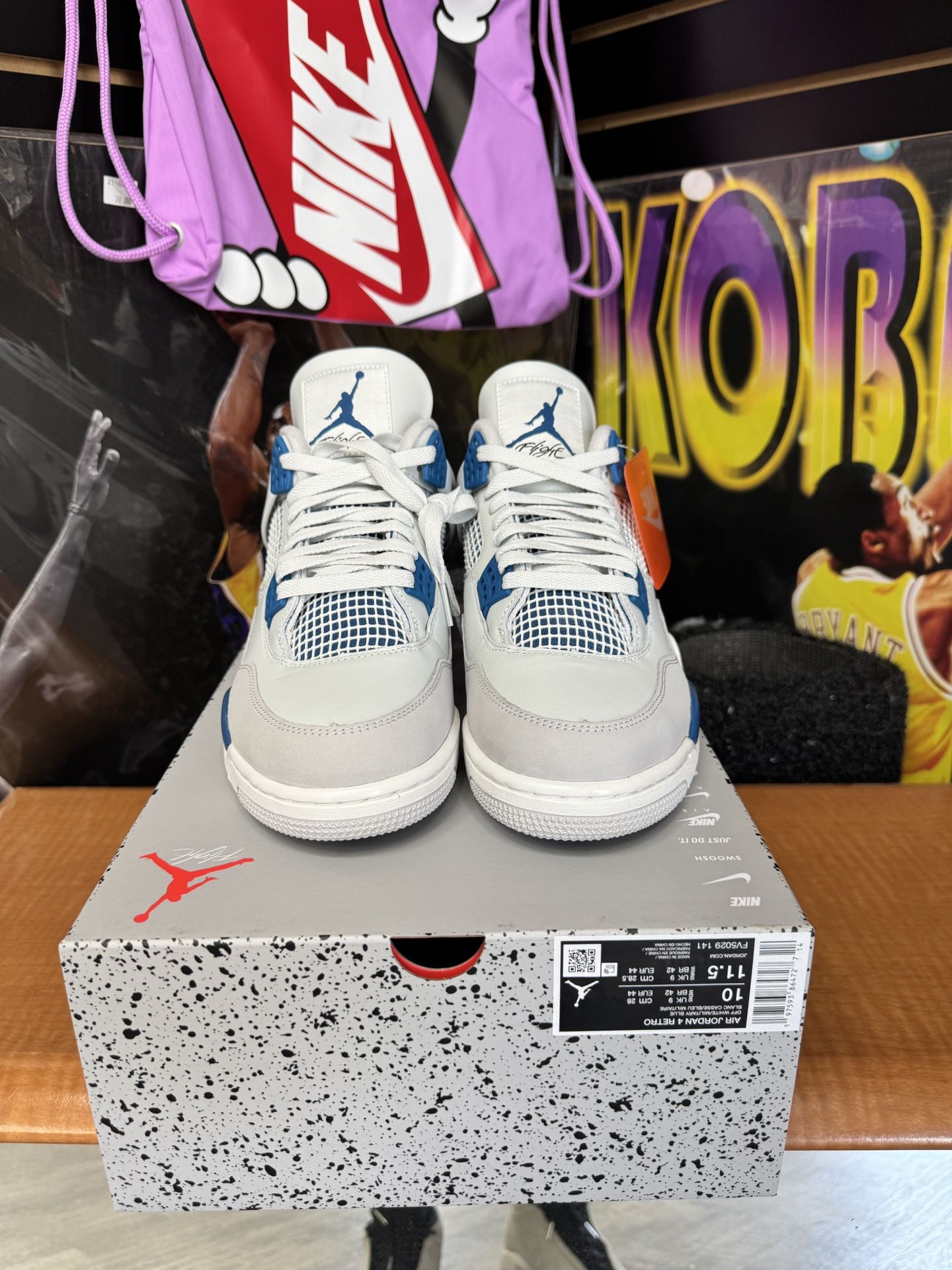 Jordan 4 Size 10