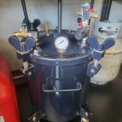 Commercial 5 Gallon Pressure Pot