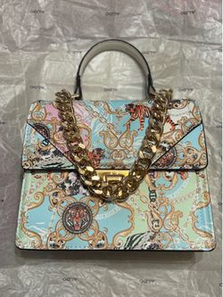 Cross body purse.