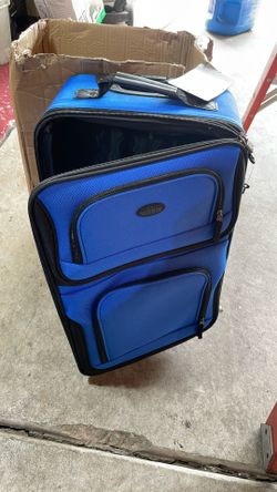 U S Traveler Softside Suitcase And Tote