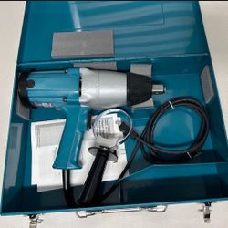 Makita 3/4” High Torque Impact Wrench 