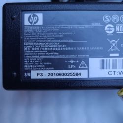 Hp 380467-003 Power Adapter 