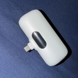 1 Left! iPhone 15-17 Portable Charger 