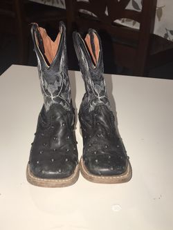 Boots for kid’s brand Innovation size 8 mex 15