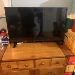 Tv / Television Amazing Condition 