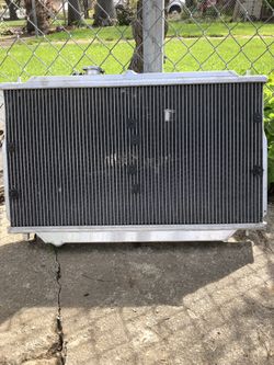 Aluminum radiator with fans