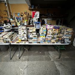 Collectibles Kits, Airplanes, Ships And Tanks