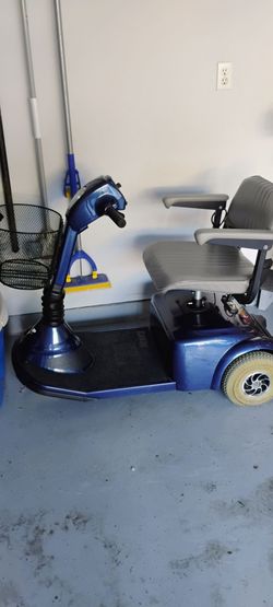 Motorized scooter