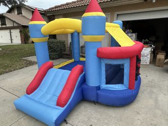 Bounce House 