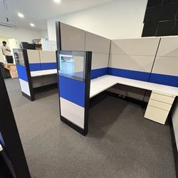 Herman Miler Ethospace Custom 70”/54” with glass hi lo