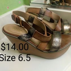 OLLIO SANDALS SZ 6.5