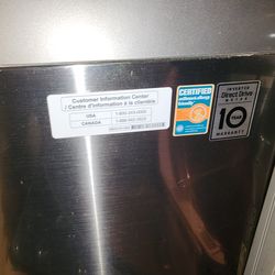 L.g matching washer and dryer