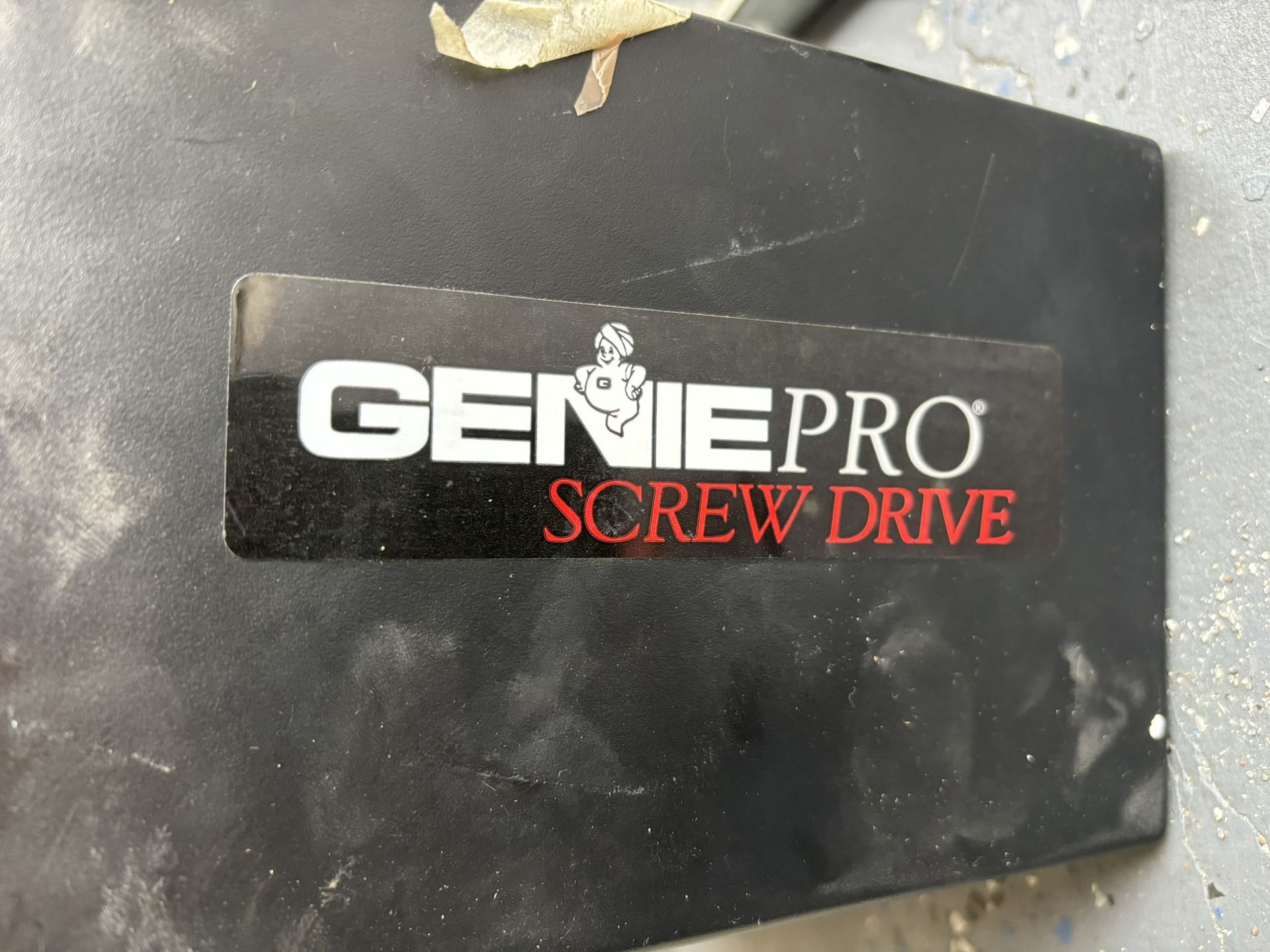 Genie Garage Door Opener + Meross Wifi Remote
