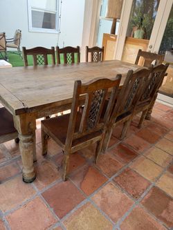 Wood dining room table