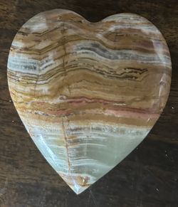 Heart Shaped Banded Onyx/banded Calcite Balancing/grounding Energy Stone