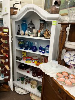 White Wood Book Shelf