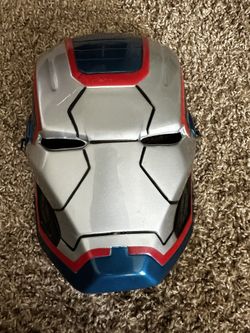 Ironman (Patriotic) Mask & Shoulder Missile