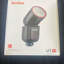 Godox V1