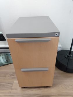 Haworth series x mobile filing cabinet